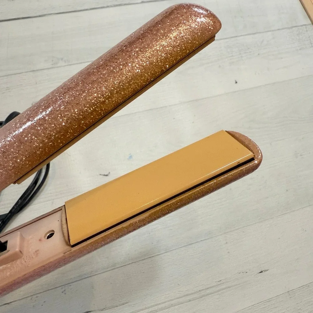 Chi Ceramic Flat Iron‎ Glitter pink